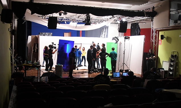 instalaciones-cine-y-television_0000s_0001_DSC_5246