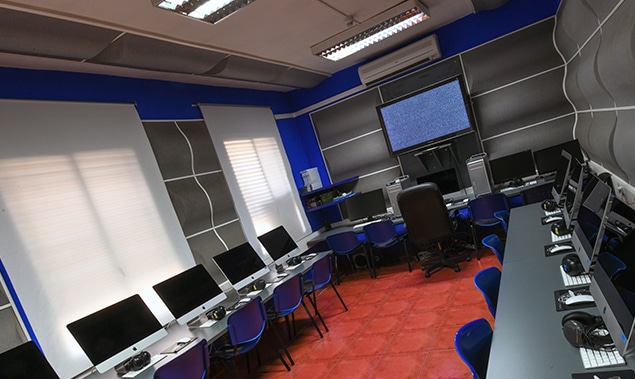 instalaciones-cine-y-television_0000s_0007_SALA-AVID